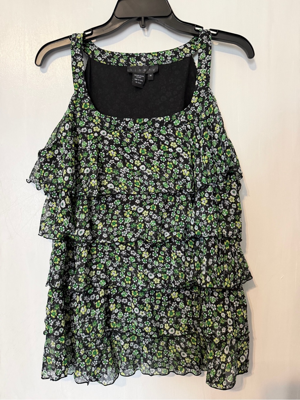 Women’s Tiered Ruffled, Sleeveless Blouse, Size Medium